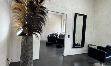 Die Haarfabrik - Helmi Wegemann: Friseur in Düsseldorf