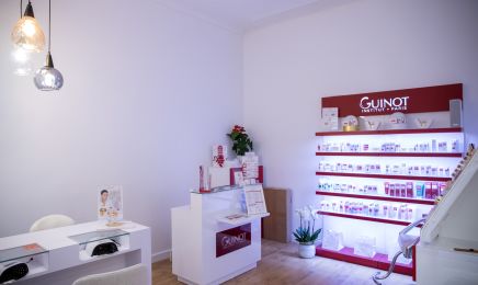 Guinot - Marseille 08 Carré d'Or : Manucure à Marseille