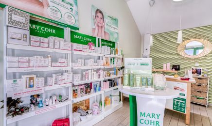 Laur’ Esthétique : Manucure à Châteaudun