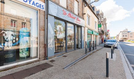 Un Nouvel Hair  : Coiffeur à Brécey