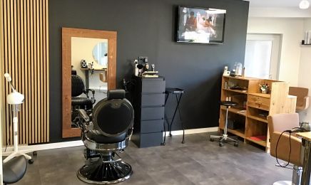 L’atelier d’Edwige : Coiffeur à Creissels