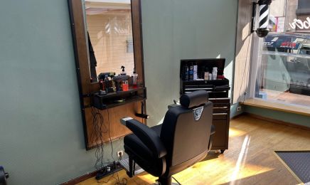 J Barber : Barbier à Ciney