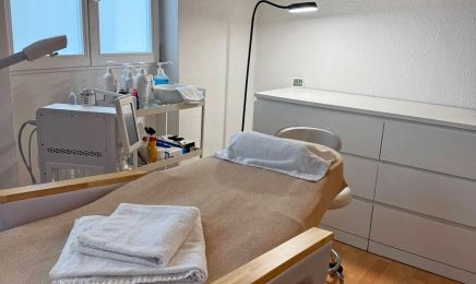Mo Skincare Studio: Kosmetikstudio in Wiesbaden