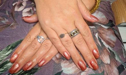 Le Boudoir d'Amandine - Beauté des ongles et du regard : Manucure à Rang-du-Fliers