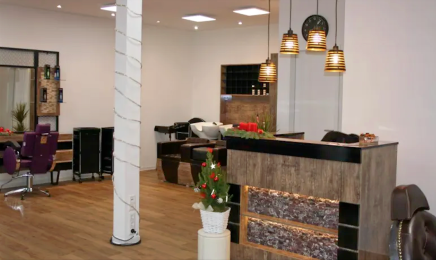 Friseur Ella & Barber: Friseur in Ebersberg
