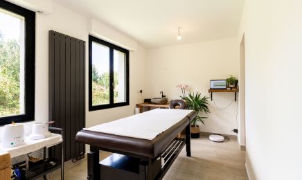 Le soleil de ces dames - Institut de Beauté  : Manucure à Saint-Samson-sur-Rance