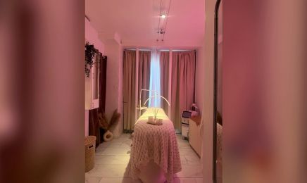 So Glam Beauty Bar : Institut de beauté à Versailles