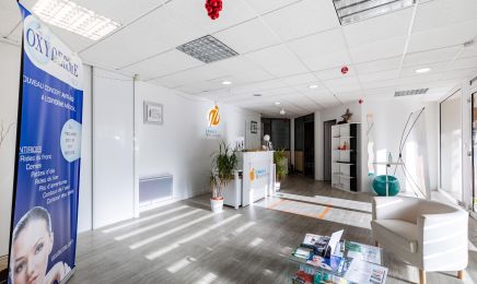 Unique Wellness - Centre d'Amincissement, Tonification et Anti-Âge : Institut de beauté à Orange