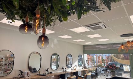 Line & Hair : Coiffeur à Buxerolles