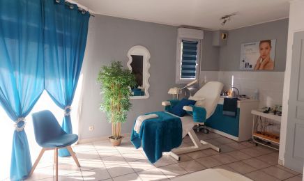Muriel Esthetique  : Manucure à Perpignan
