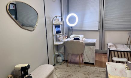 Mehlia.Beauty : Manucure à Toulouse