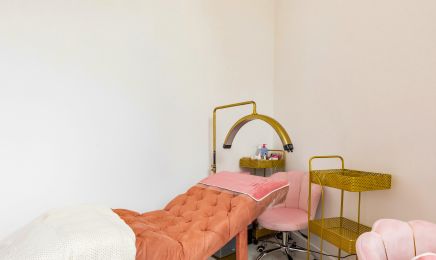Sarahcils Beauty : Manucure à Bordeaux