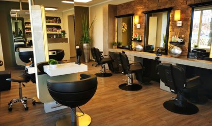 Föhn & Klön Inh. Tanja Pollmann Friseursalon: Friseur in Hude