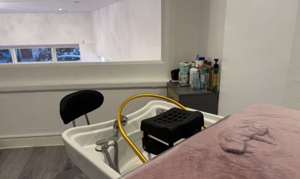 Hannah Nails & Cils  : Manucure à Marseille