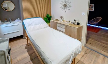 Le Poudrier : Manucure à La Chaize-le-Vicomte