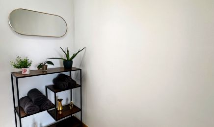 W S B C Esthétique  : Manucure à Ixelles