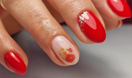 Nails.LA, dans le salon l'atelier coiffure : Manucure à Roquebrune-Cap-Martin