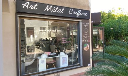 SB NAILS 06 : Institut de beauté à Mandelieu-la-Napoule