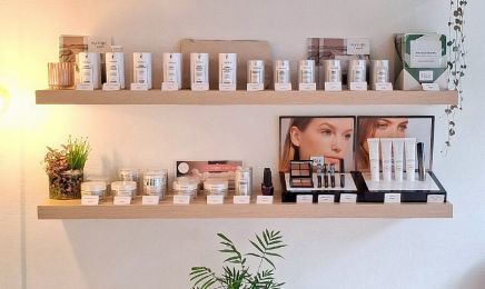 Nathéa Beauté : Manucure à Bords