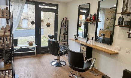 Le Salon By Cécile  : Coiffeur à Curel