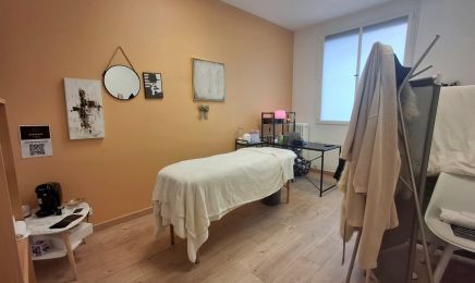 Beauté VH : Manucure à Tours