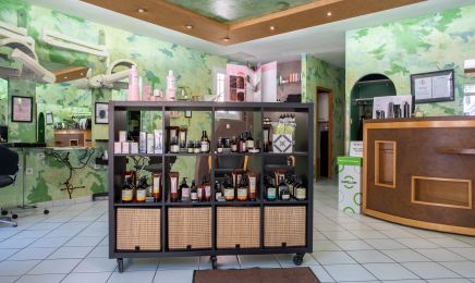 Nymphea : Coiffeur à Mazan