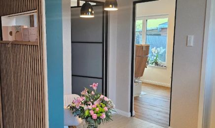Kosmetik Atelier, Anders: Nagelstudio in Zwenkau