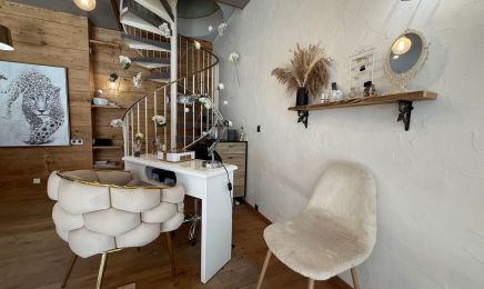 Mélanie Coiffure & Nails  : Coiffeur à Valdahon
