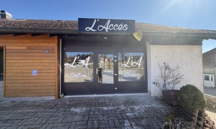 l’accès : Barbier à Orchamps-Vennes
