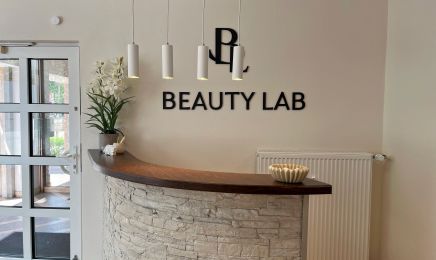 BEAUTY LAB: Nagelstudio in Freilassing