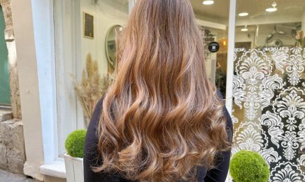 Sophie B - Spécialiste du Blond, Extensions  : Coiffeur à Montpellier