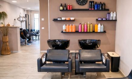Lobna Coiffure  : Coiffeur à Le Cannet