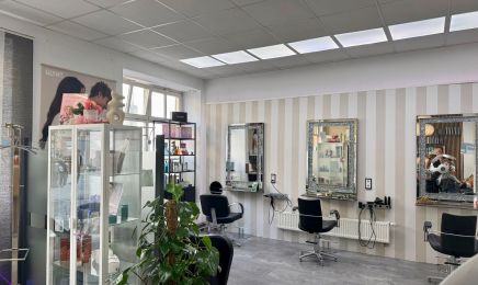 Classic Hair & Beauty Lounge Inh.Manuela Skerka: Nagelstudio in Lutherstadt Eisleben