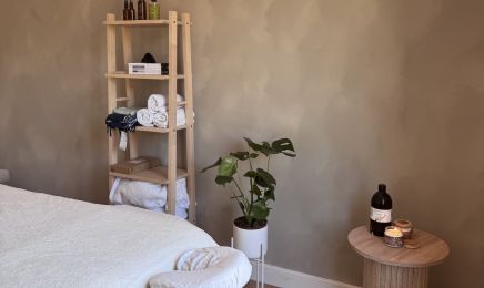 Auroe Massage  : Institut de beauté à Signes