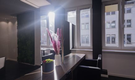 The chair: Kosmetikstudio in Freiburg im Breisgau