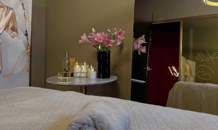 Julies Beauté & Nails: Kosmetikstudio in München