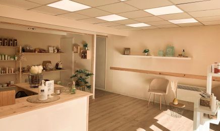 Institut La Parenthèse  : Manucure à Saint-Loubès