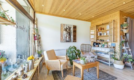 Ajna beaute : Institut de beauté à Combloux