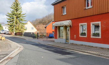 Salon Jana S.: Friseur in Freital