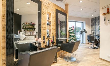 Aux 2 Fées : Barbier à Valdahon