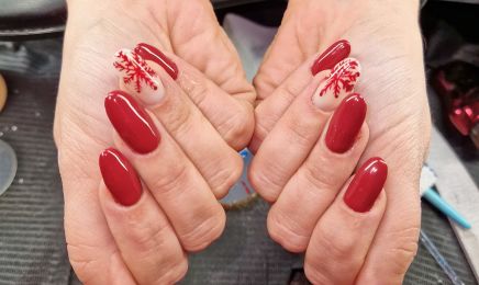 Nails Studio By Oum : Manucure à Lahonce
