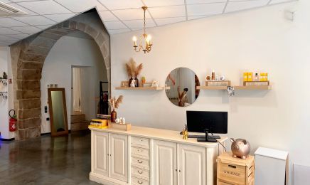 NudeCosmetik : Coiffeur à Romans-sur-Isère