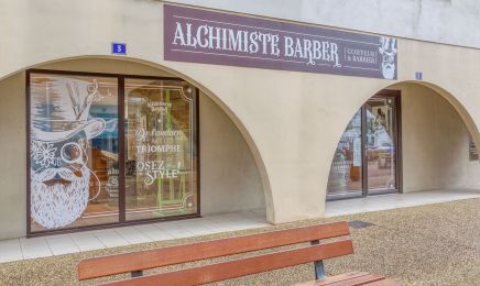 Alchimiste Barber : Barbier à Ciboure