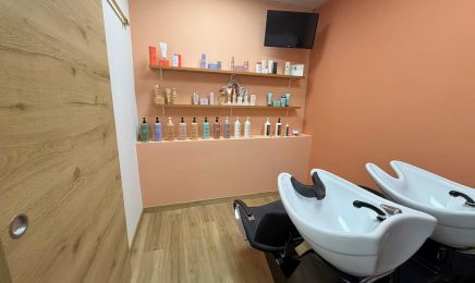 Beautés du Monde : Coiffeur à Carnoules