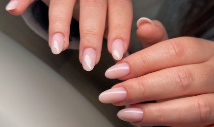 Billie Nails : Manucure à Mimet
