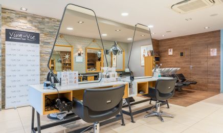 Viva La Vie by Christelle Taxil - Legé : Coiffeur à Legé