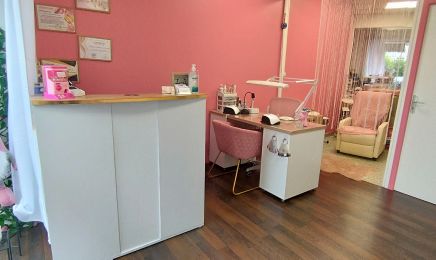 Nails & Beauté  : Manucure à Clermont-Ferrand
