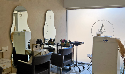 AS Coiffure : Institut de beauté à Vitrolles