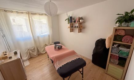 Douce Heure d’Aurore : Institut de beauté à Banon