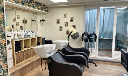 Motif Coiffure : Institut de beauté à Oignies